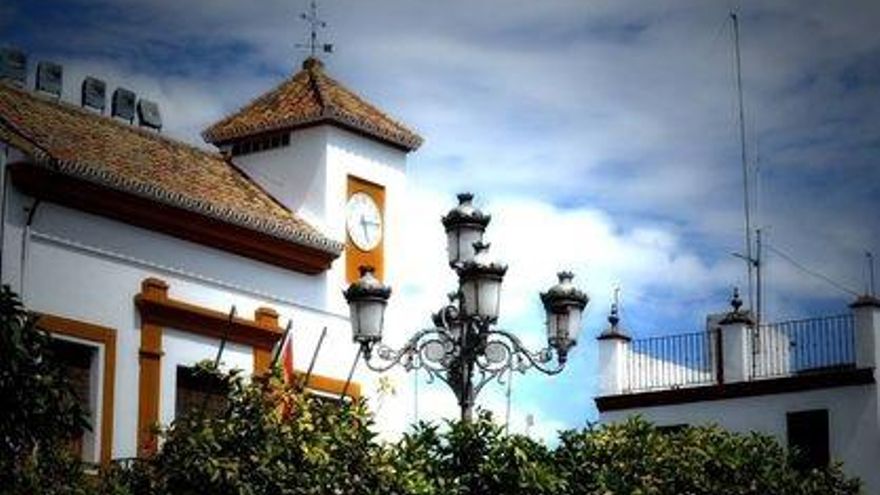 Ayuntamiento de Villaverde del Río.