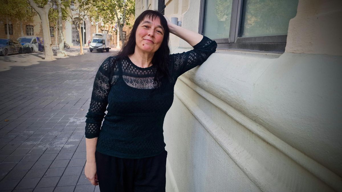 La cantant Eva Romero durant l’entrevista a l’Hotel Westin de València.