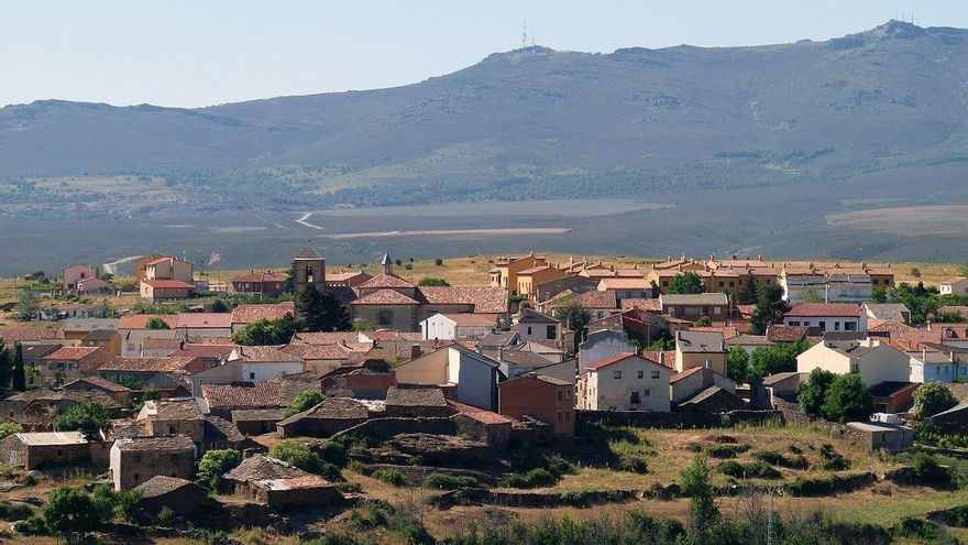 Recuperar los cajeros en los pueblos de Guadalajara, un escudo contra la brecha financiera y la despoblación