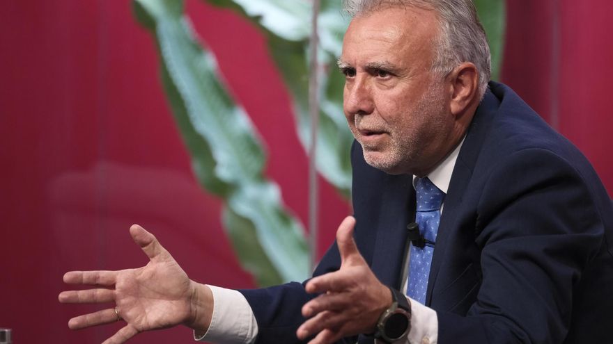 Torres reta a Feijóo a que presente una moción de censura y deje de "llamar a la calle"