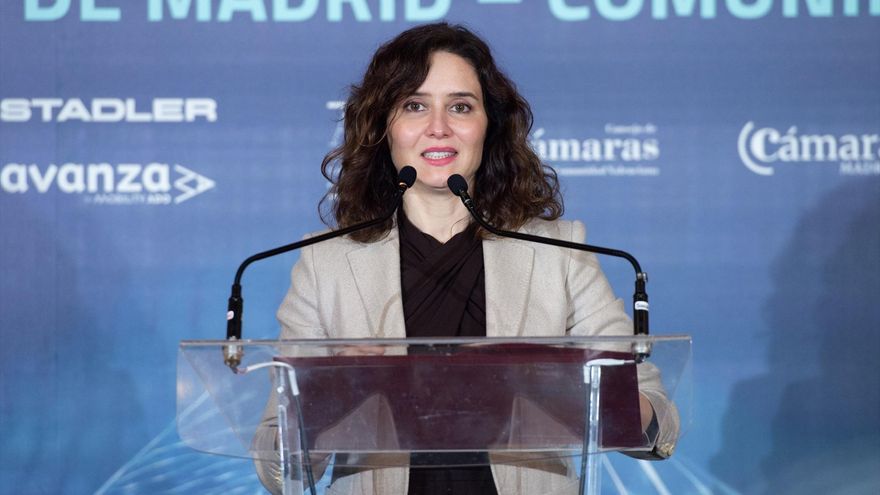 La presidenta de la Comunidad de Madrid, Isabel Díaz Ayuso, interviene en la II Cumbre Empresarial Comunidad de Madrid-Comunidad Valenciana, en el Real Casino de Madrid, a 12 de diciembre de 2023, en Madrid (España).