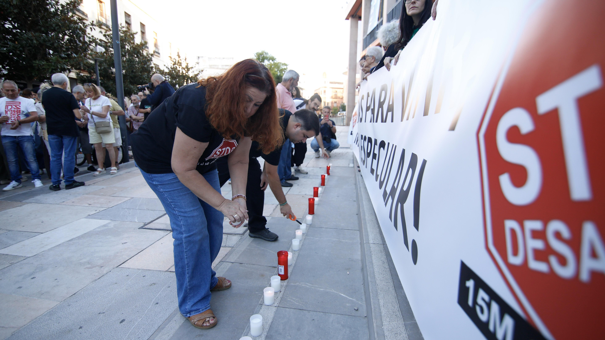 Concentración por la muerte de Maricarmen