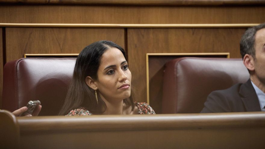 Archivo - La diputada de Sumar Tesh Sidi, en el Congreso de los Diputados, a 18 de junio de 2024, en Madrid (España).