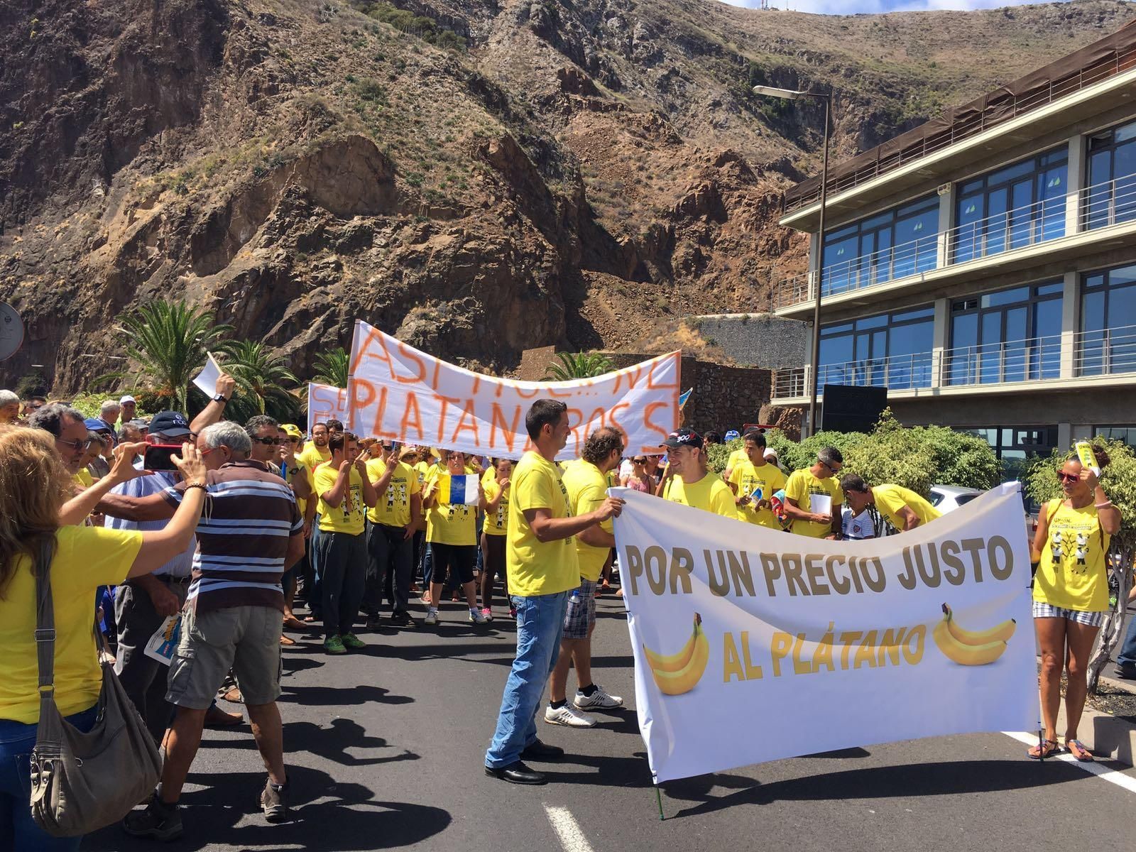 Imágenes de la manifestación de los agricultores del plátano de La Palma,