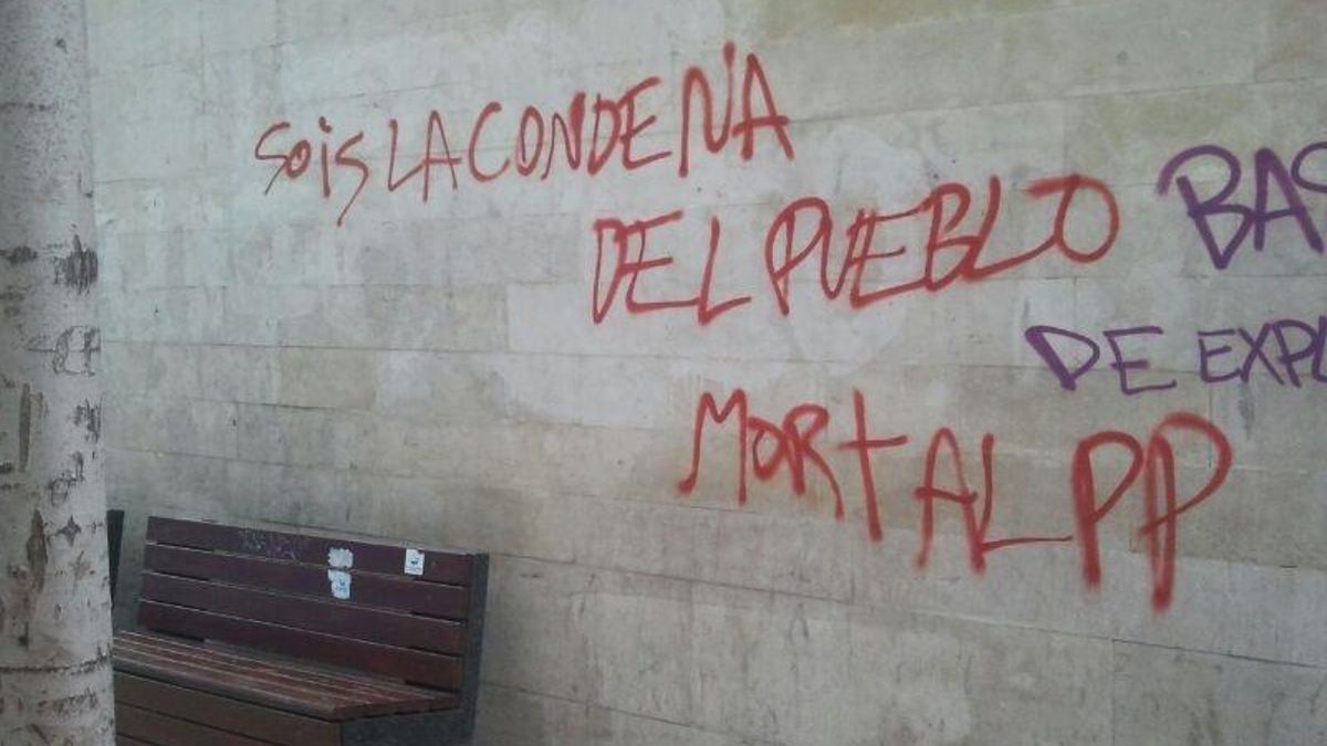 El PP de Lleida denuncia las terceras pintadas "ofensivas" en un mes en su sede