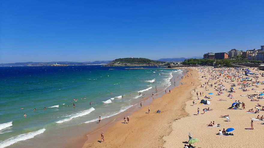 Playa de El Sardinero, en Santander.