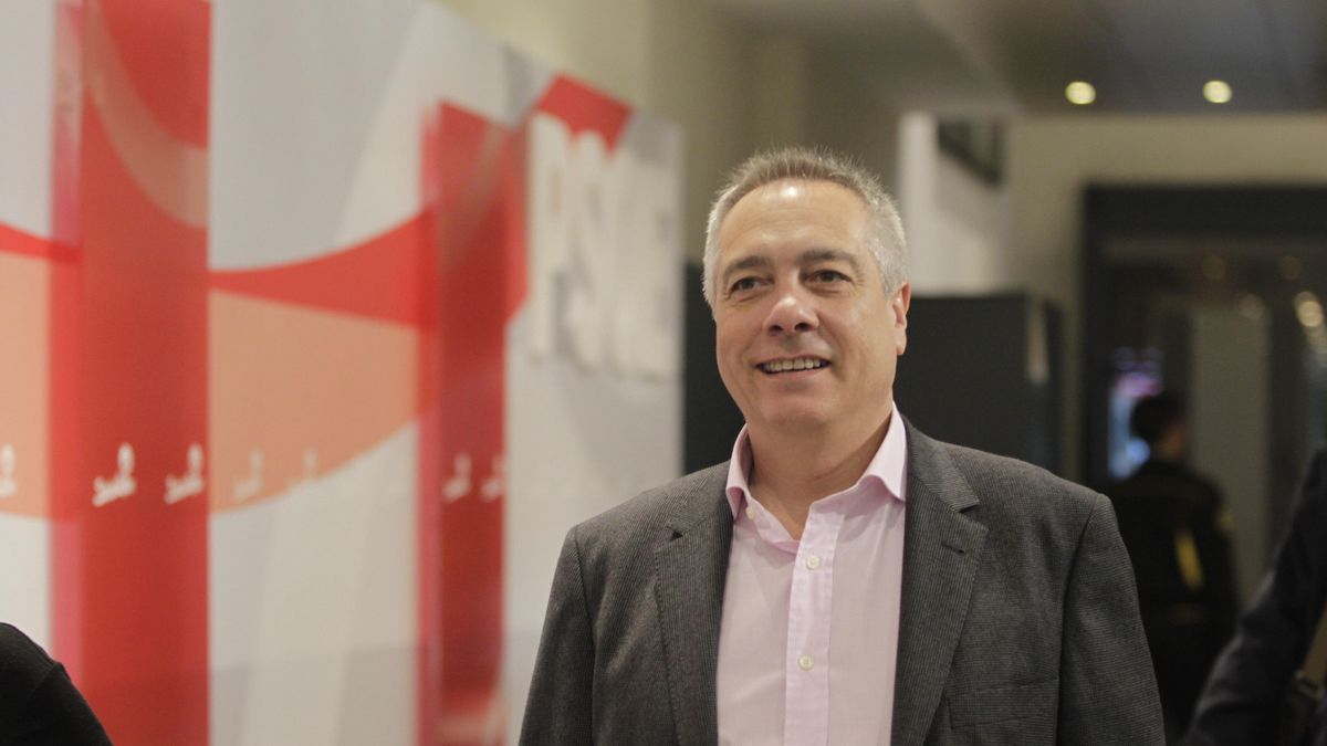 Pere Navarro dice que el fichaje de Maragall por ERC "fortalece" al PSC y clarifica el mapa político
