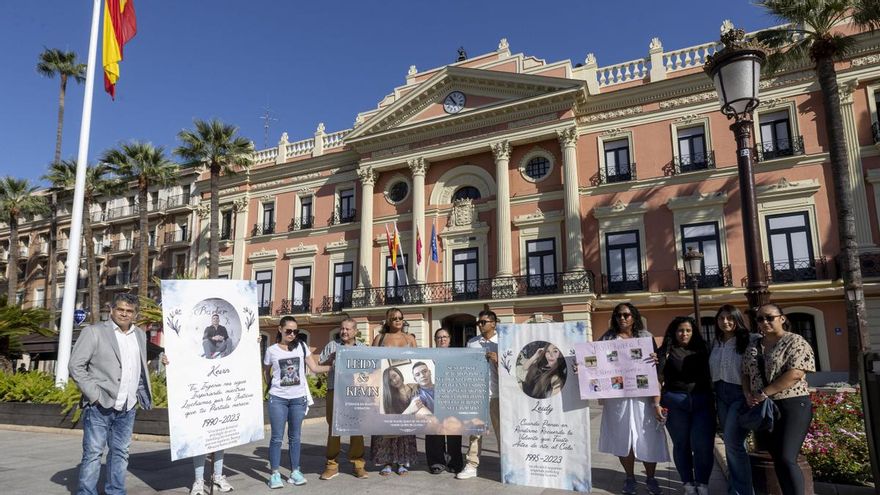 Familiares de las víctimas del incendio de las discotecas de Murcia piden justicia: "Murieron porque se incumplió la ley"