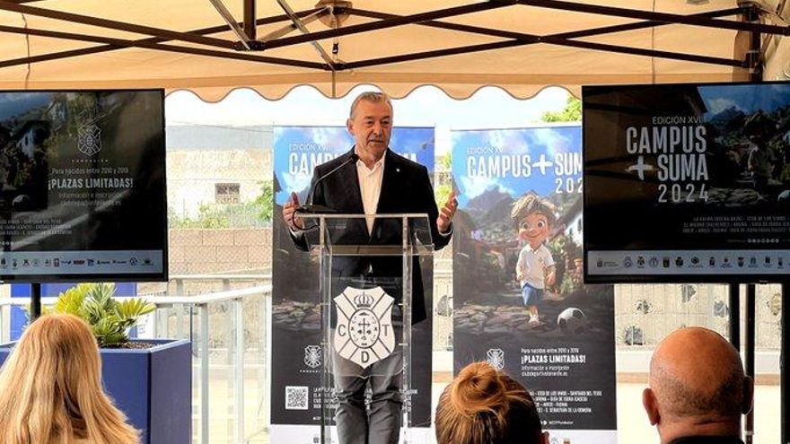 Paulino Rivero admite que tomarán decisiones pensando "en lo mejor" para el club