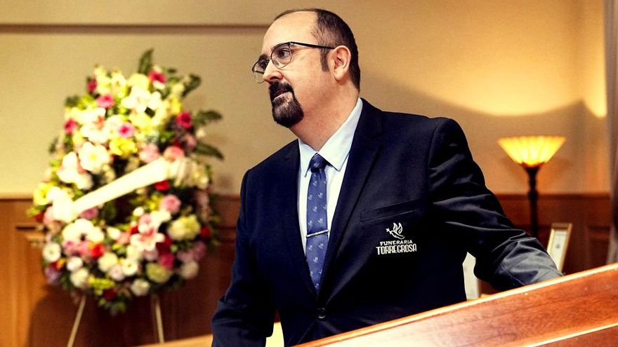 'Muertos SL', la valiente comedia de los hermanos Caballero con la que Movistar Plus+ alimenta su 'idilio' con la muerte