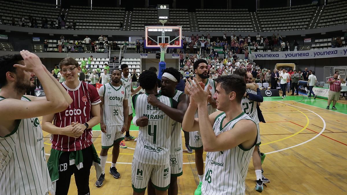 La celebración del ascenso del Coto Córdoba CB a Primera FEB, en imágenes