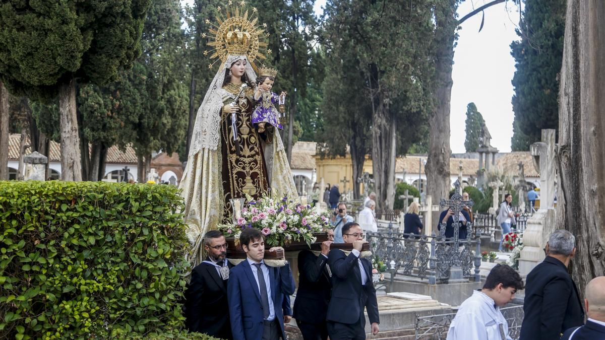 Visita de la Virgen del Carmen al Cementerio de San Rafael