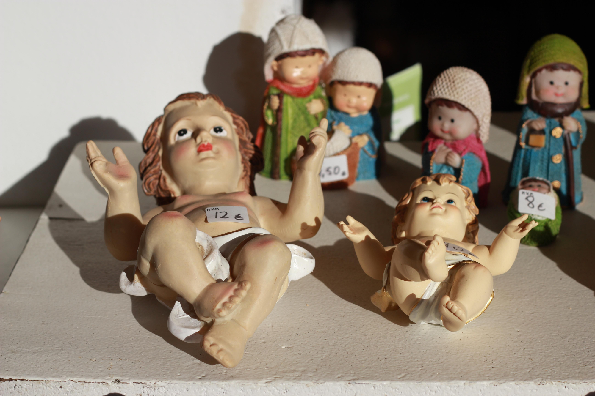 Recorrido puesto a puesto por la Navidad en la Plaza Mayor de Madrid