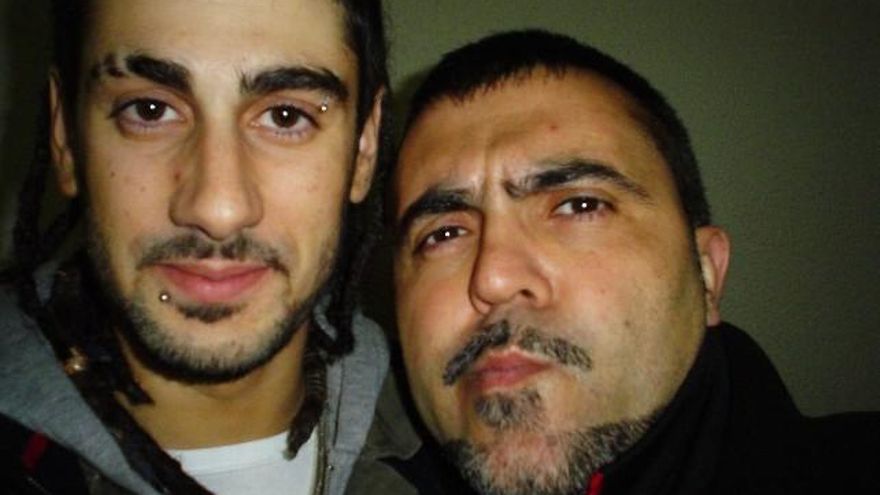 Una foto de Mures con Melendi en sus inicios. // Mures