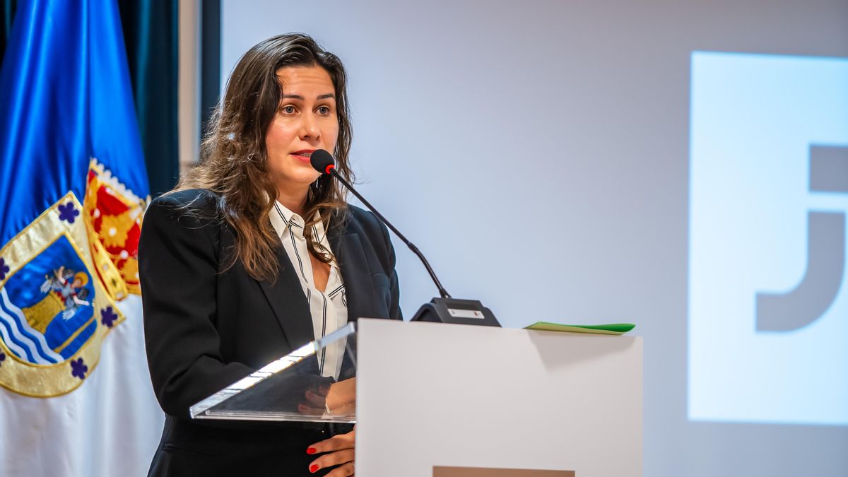 Mónica Gómez, consejera de Medioambiente del Cabildo de La Palma, en el acto de clausura della conferencia internacional  'Erupción del Tajogaite' .