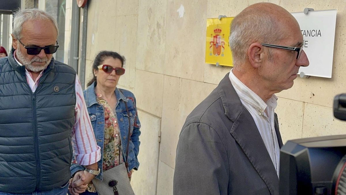 Los hermanos de los dos acusados por el asesinato de Francisca Cadenas en Hornachos exculpan al mayor de los detenidos