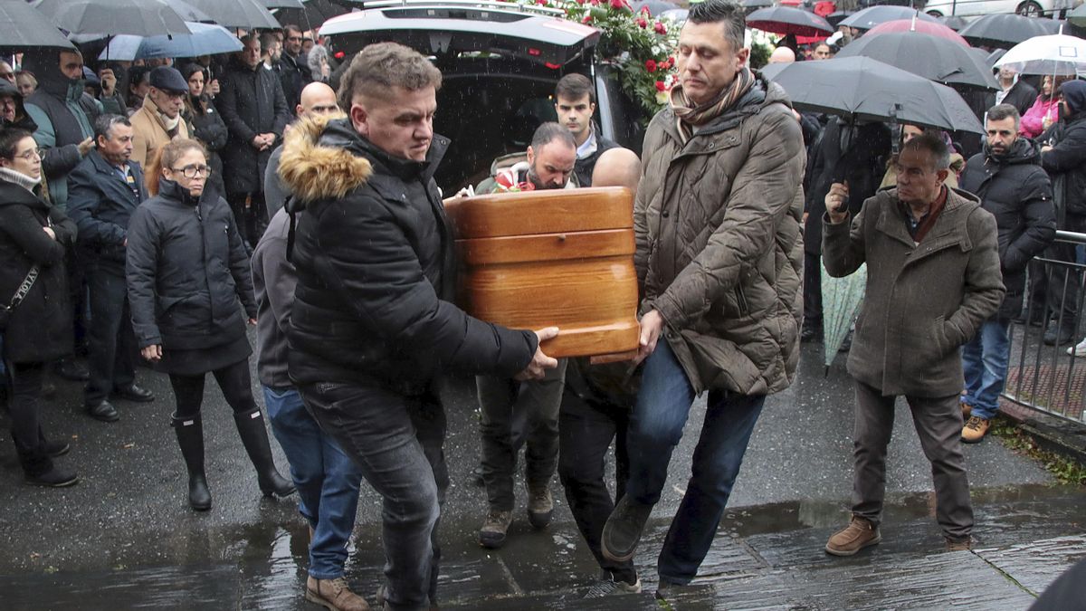 Familiares y amigos despidieron a Anilson Soares en la localidad de Caboalles de Abajo, en la comarca leonesa de Laciana.