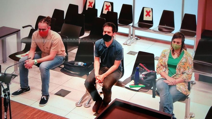 Juicio a dos inquilinos por protestar contra su desahucio: "Fue el último recurso antes de ir debajo de un puente"