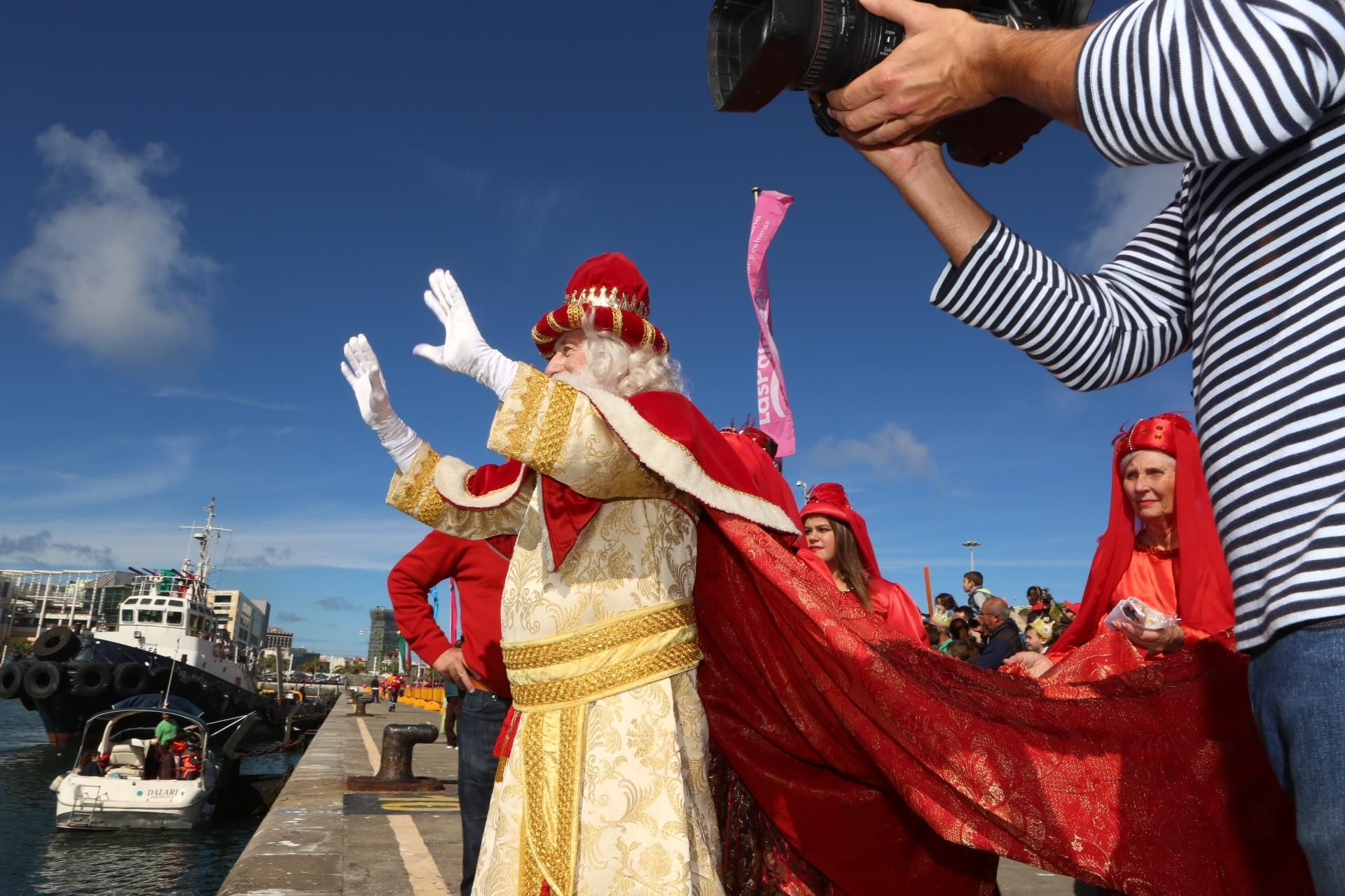 Los Reyes Magos llegan a la capital grancanaria. (Alejandro Ramos).