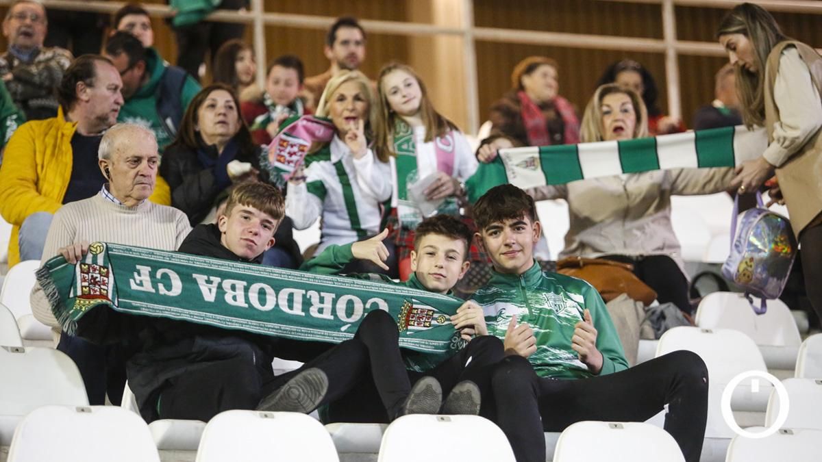 Grada Blanquiverde del Córdoba CF - Real Murcia