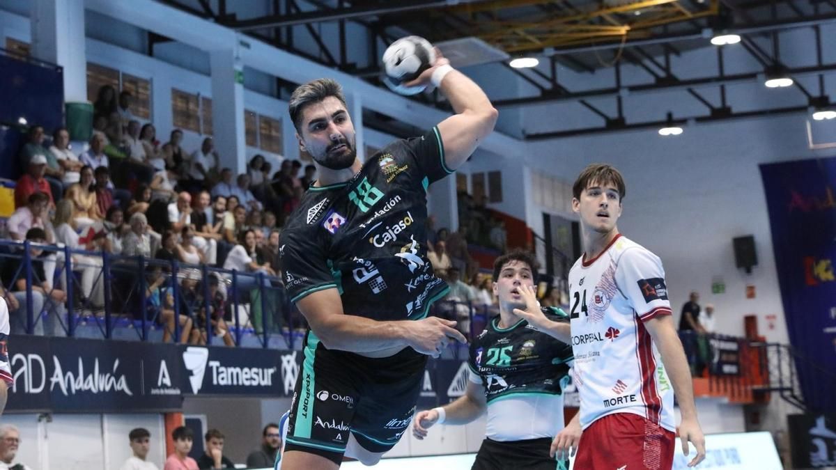Un punto agridulce para el Cajasol Ángel Ximénez (32-32)