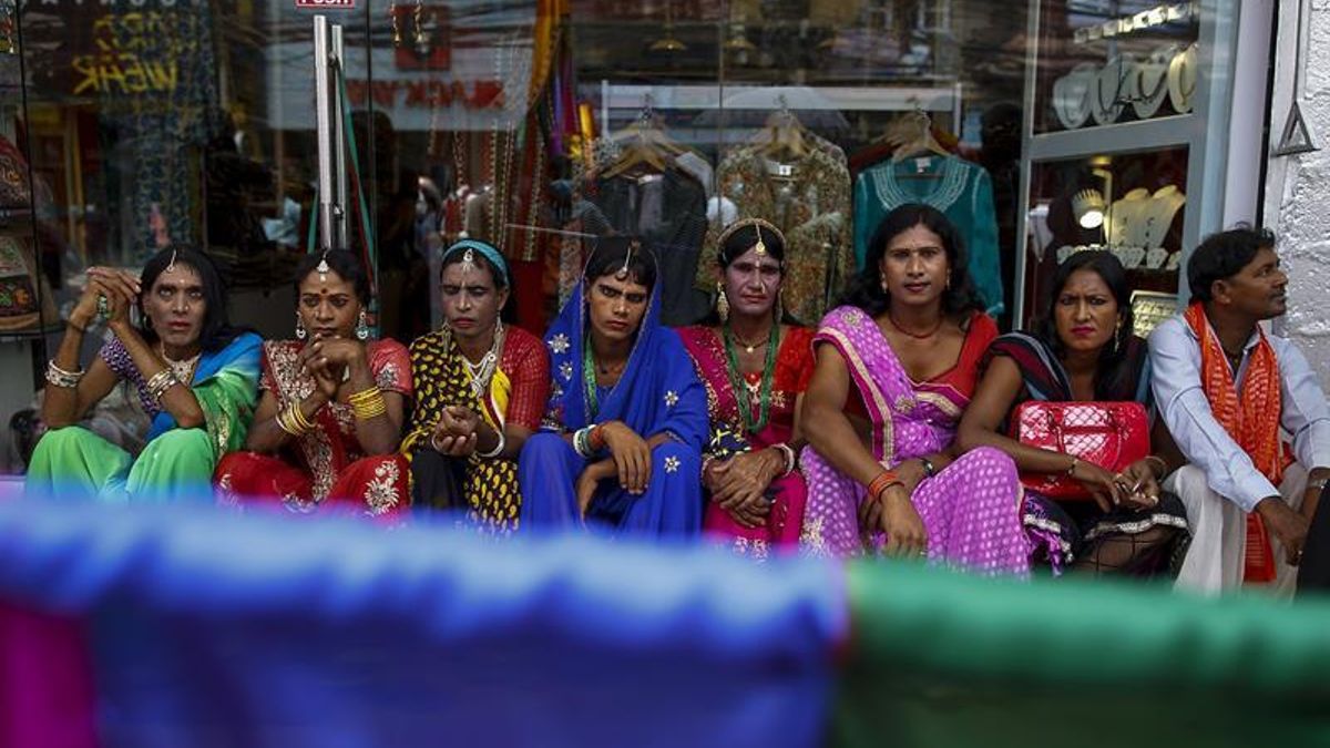 Un desfile del Orgullo transexual pide el fin de la transfobia en Nepal
