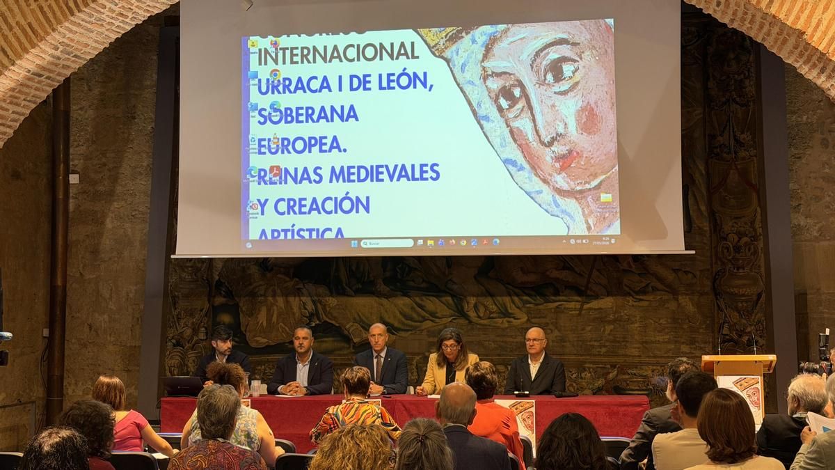 Arranca en León el congreso de expertos internacionales que analizan el reinado de Urraca I y su importancia en Europa
