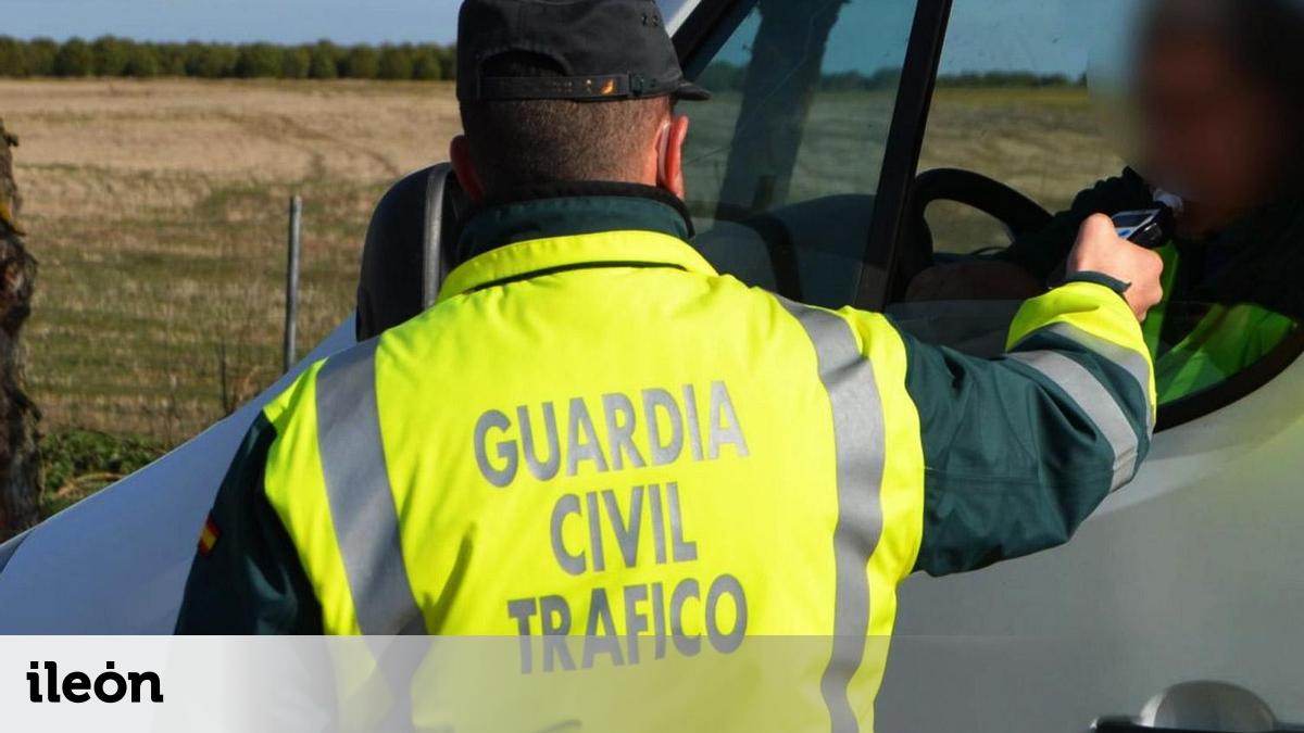 Denunciado por alcoholemia un conductor de un autobús escolar en Sanabria