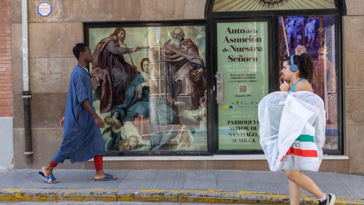 A street in the center of Jumilla this Thursday. EFE/Marcial Guillén