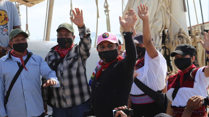 Delegación de zapatistas emprende una travesía marítima rumbo a Europa