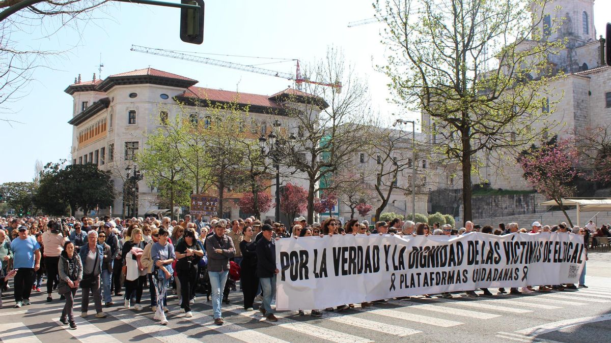 Manifestación de silencio por las víctimas de El Bocal: "nunca un espacio público puede quedar desatendido ni en tierra de nadie"