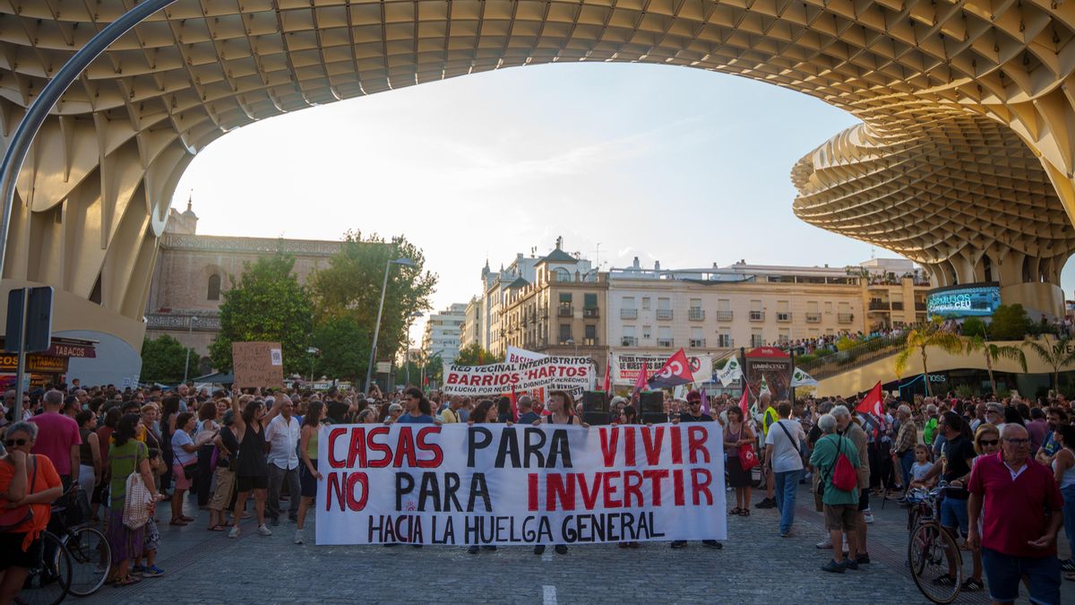 La marcha por la vivienda en Sevilla o cómo la izquierda reclama la revancha a PP y Vox tras su victoria en las andaluzas
