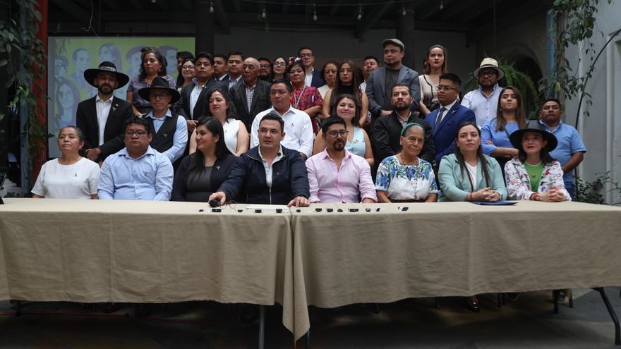 Partido oficial de Guatemala lanza nueva agrupación política debido a suspensión