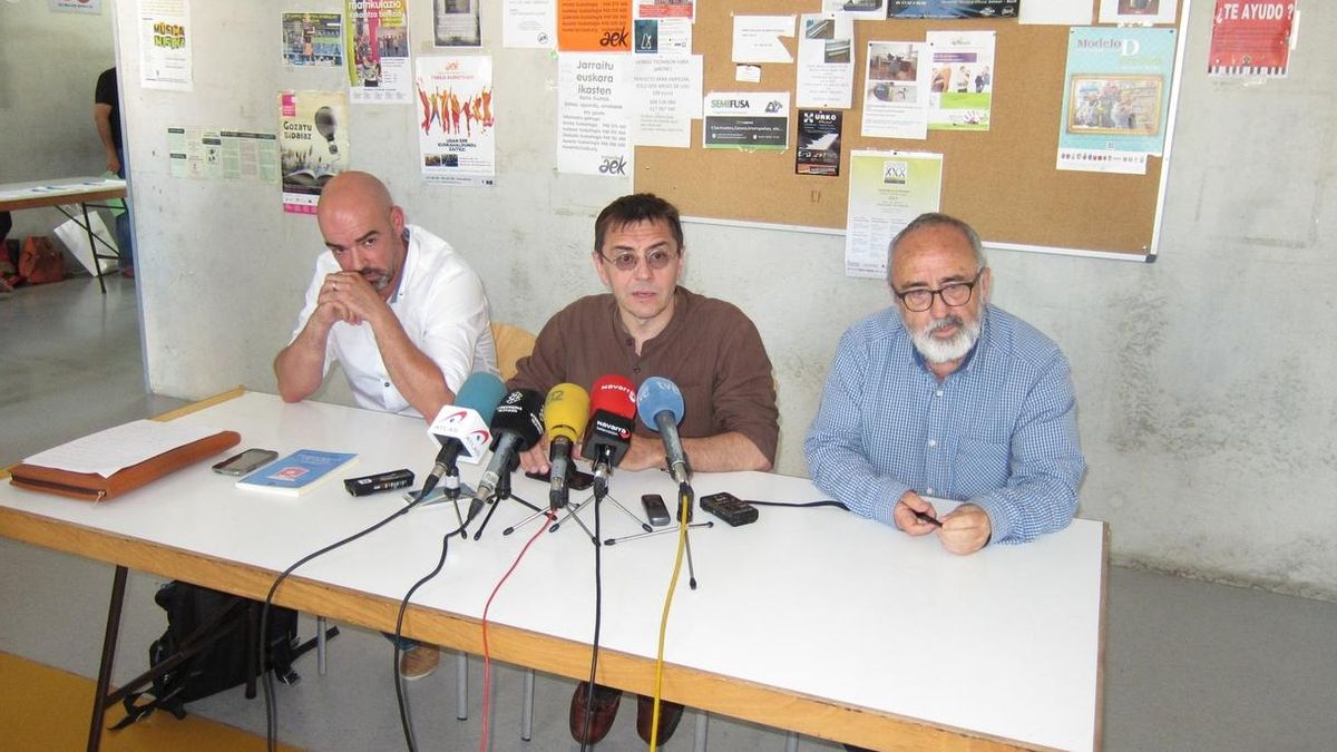 Monedero dice que Grecia vive "lo que vivió Europa en 1939 con la invasión alemana de Polonia"