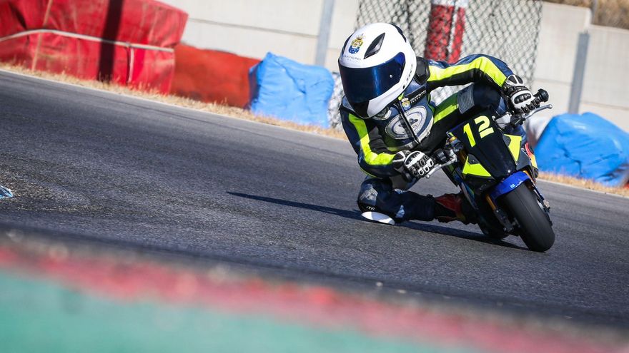 Enrique de Vidania establece la mejor clasificación de un piloto canario en minivelocidad