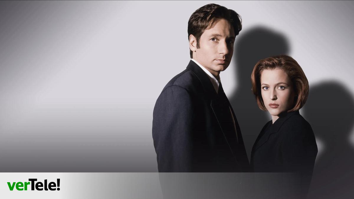 'Expediente X', la serie que convirtió los ovnis y las conspiraciones en fenómeno mundial y que puedes volver a ver en Disney+