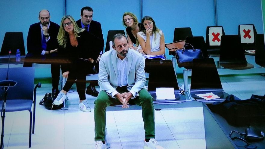 Sandro Rosell asegura ser víctima de una "persecución" en su juicio por fraude fiscal