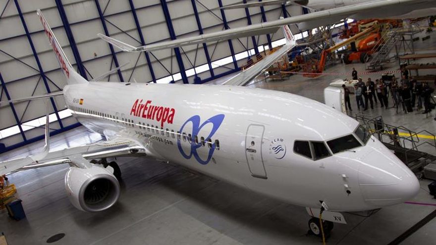 Air Europa dice que la bajada de tasas "repercutirá sin duda" en los billetes