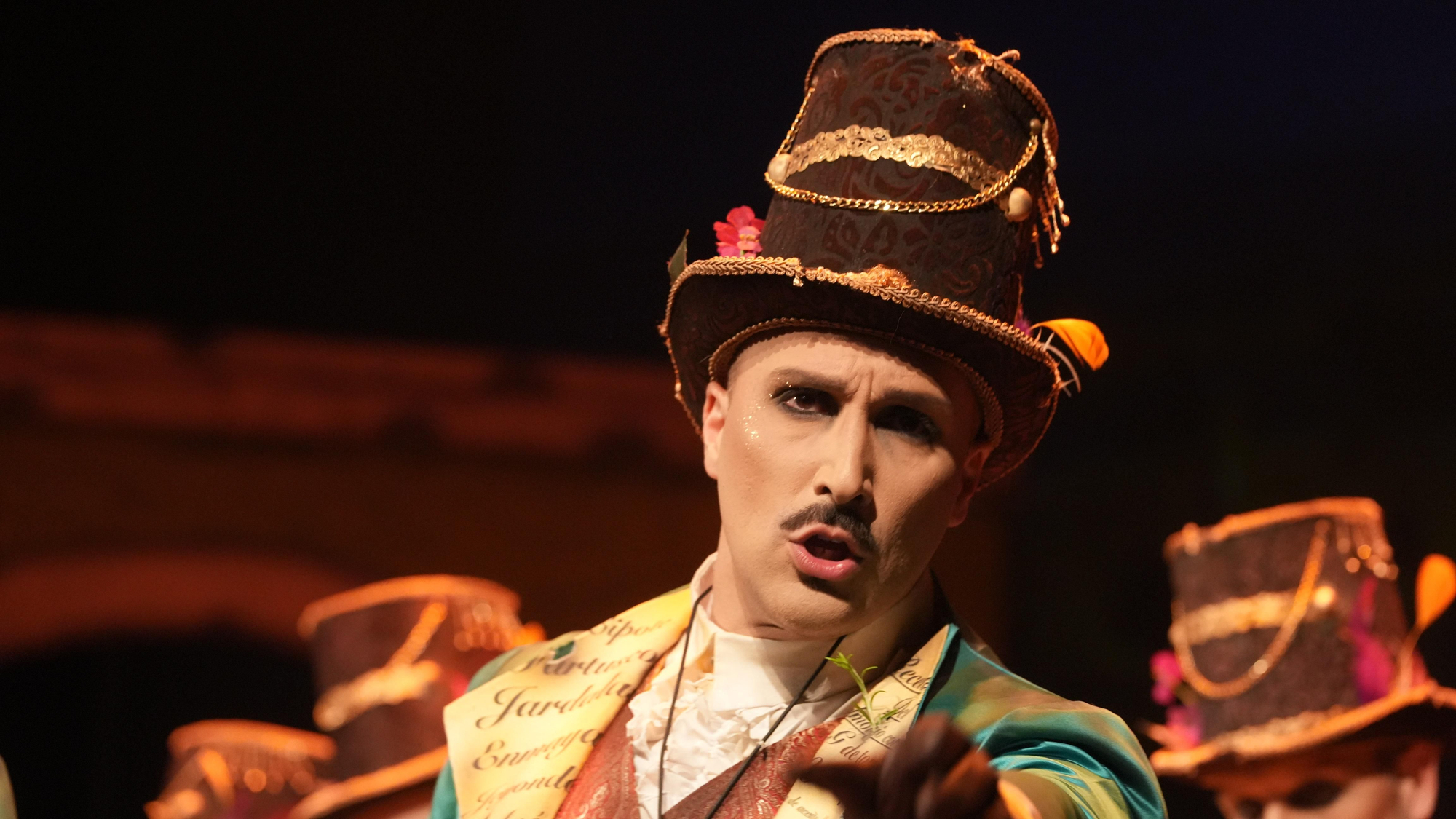 Comparsa 'Los Bienvestíos'