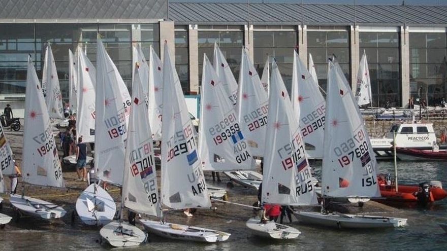 Archivo - Veleros en el CEAR.-ARCHIVO