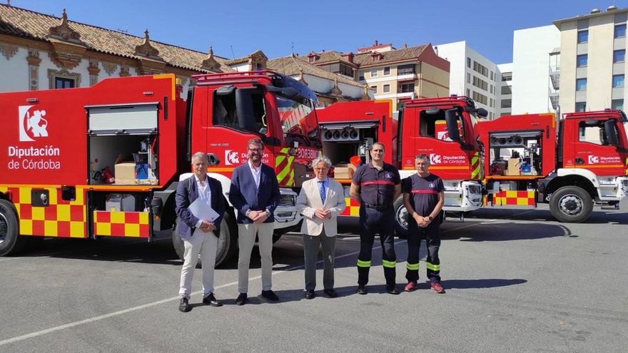 La Diputación refuerza la campaña contra incendios con 17 bomberos y tres nuevas autobombas nodriza