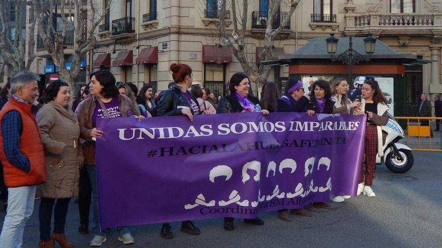 Vox intenta censurar la intervención de portavoces feministas en el pleno municipal de Albacete