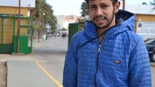 Badr Housami, el miércoles, en el exterior del CETI de Melilla | N.C.