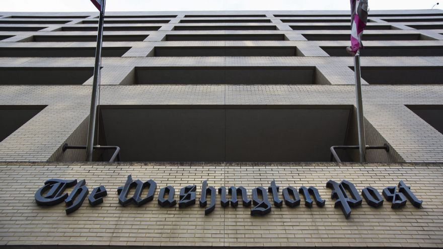 Vista general de la fachada del edificio del The Washington Post. EFE/JIM LO SCALZO/Archivo