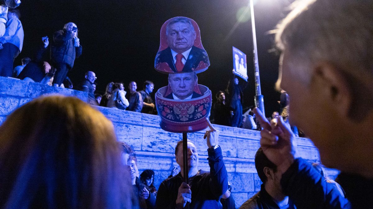 Péter Magyar, conservador y antiguo miembro de Fidesz, rompió con Orbán en 2024.