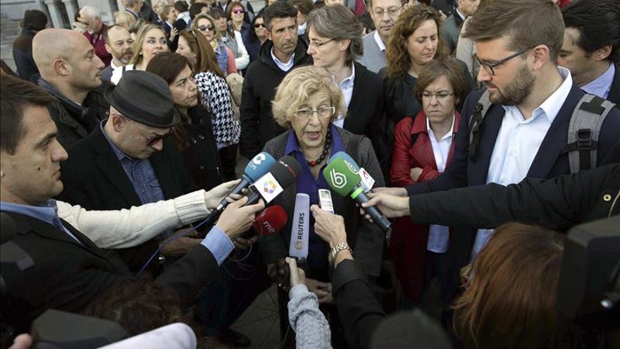 Carmena propone aparcamientos con más "servicios" que interesen a las mujeres
