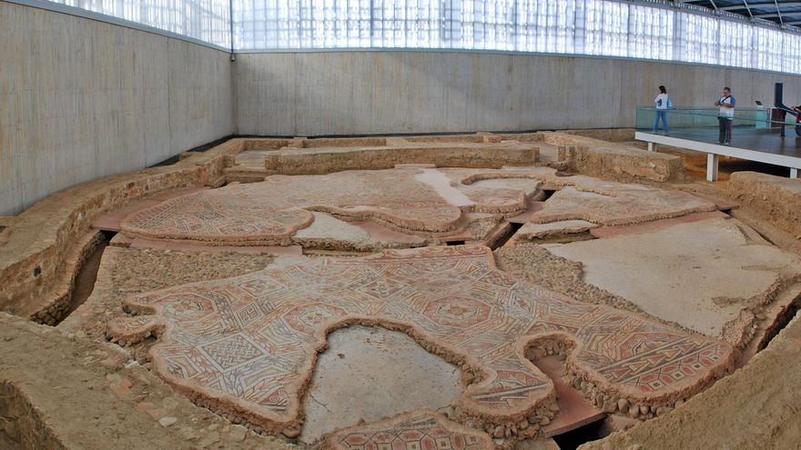 El pequeño pueblo castellanoleonés que guarda una de las villas romanas mejor conservadas de España