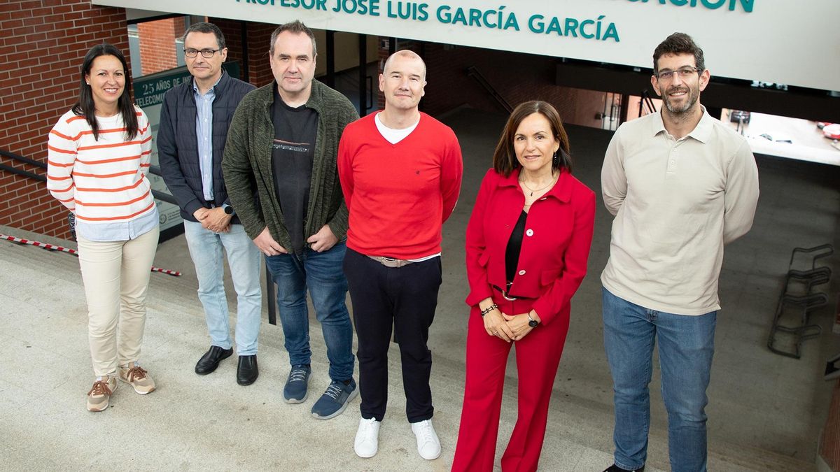 Equipo impulsor del proyecto que logra el premio de Innovación Docente