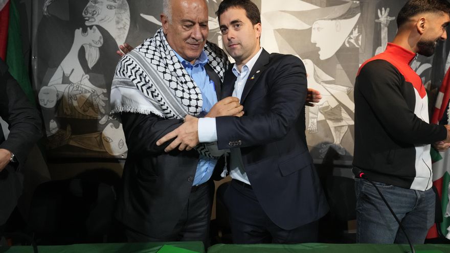 El presidente de la Federación Palestina de Fútbol califica de "histórico" el partido entre Euskadi y Palestina: "No es una simple competición"