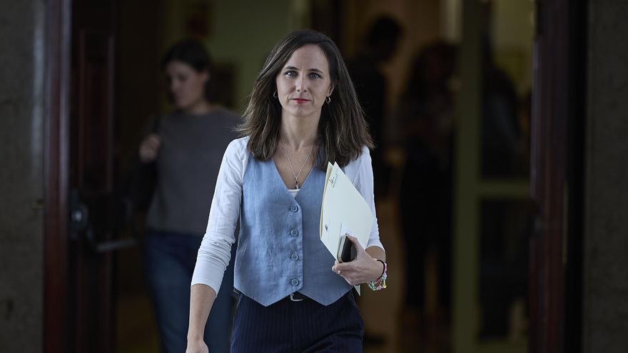 La portavoz de Podemos en el Congreso, Ione Belarra, a su llegada a la Junta de Portavoces, en el Congreso, a 21 de octubre de 2025, en Madrid (España).